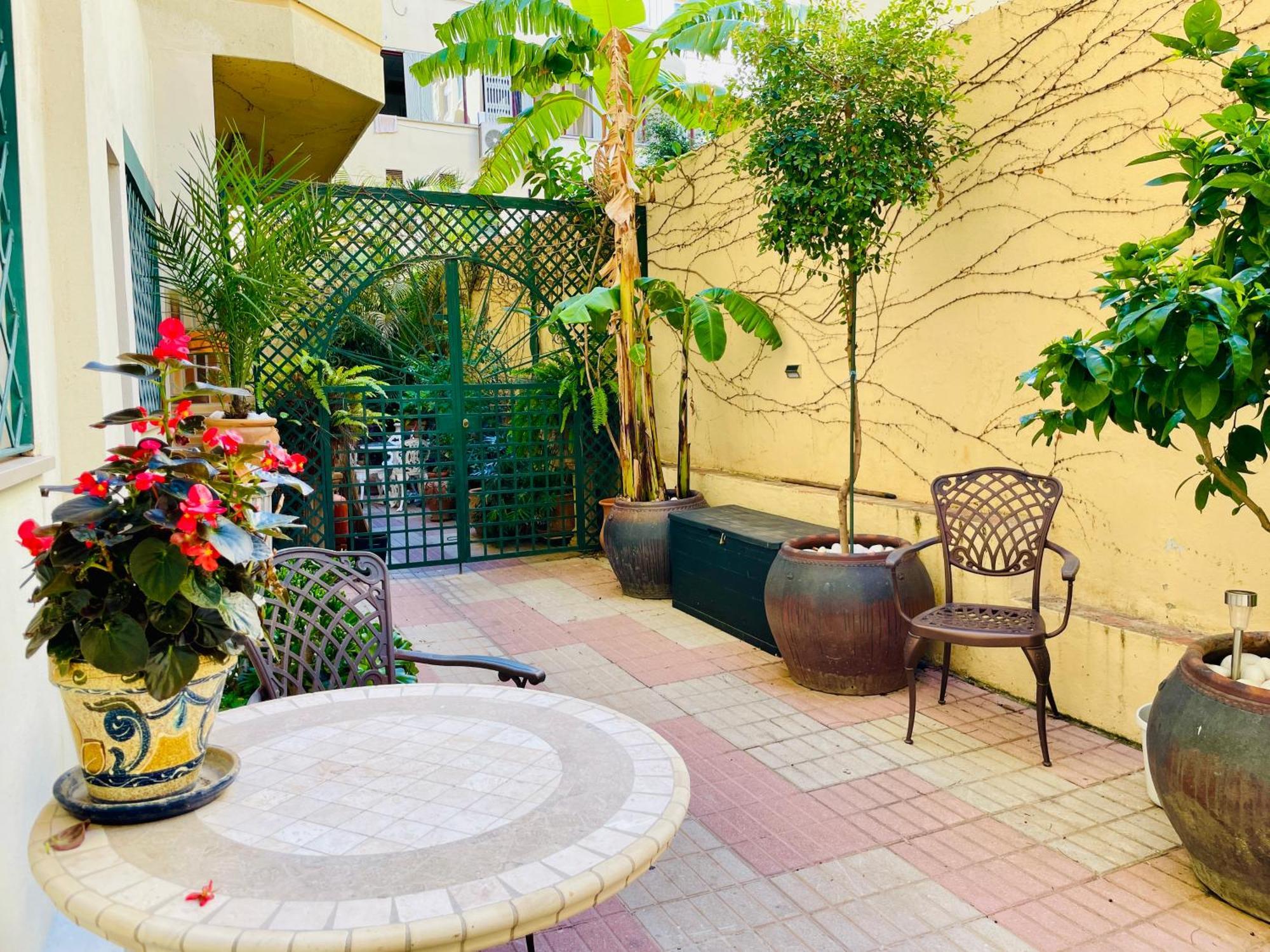 La Pimentera Central Apartments - Con Patio Privado Marbella Kültér fotó